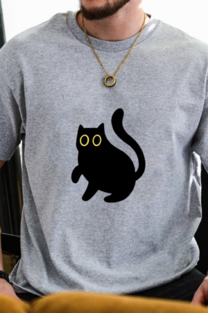 Black Cat Wit Big Yellow Eyes Sitting T-Shirt